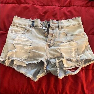 COPY - 5/25 distressed shorts